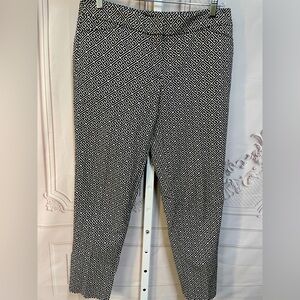 White House Black Market Greek Key Print 6R Ankle Pants